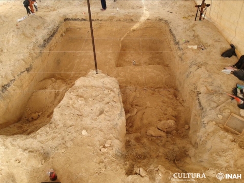 Encuentran restos de mamut en un panteón de Los Reyes en Puebla