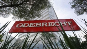 Siete funcionarios llamados a declarar por el caso Odebrecht, aún trabajan en Pemex