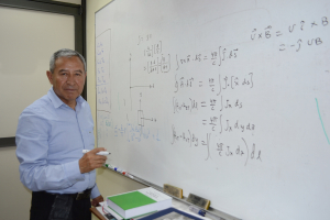 Investigador de la BUAP gana Premio a la Trayectoria Científica en el Área de Ciencias de Superficies y Materiales “Francisco Mejía Lira”