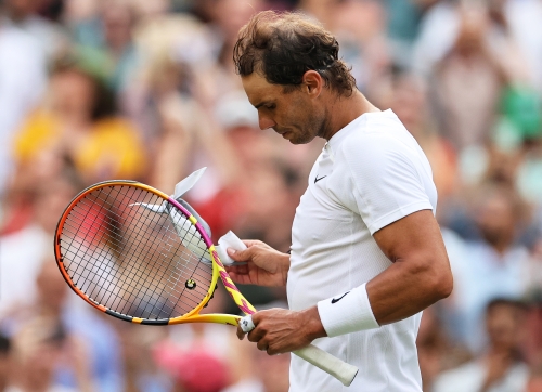 Rafael Nadal no estará en semifinal de Wimbledon, por rotura abdominal