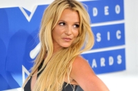 Britney Spears causa polémica por comentario “gordofóbico” a bailarinas de Christina Aguilera