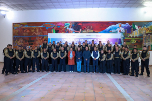 Entregan equipo de seguridad a elementos de Guardias Ciudadanos.