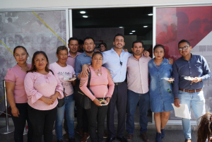 Inaugura Toño López &quot;Casa de Gestión&quot; y arranca  programa &quot;Canastita Poblana Exprés&quot;