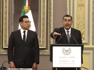 Rinde protesta Sergio Salomón Céspedes como gobernador sustituto; convoca a trabajar conjuntamente por Puebla