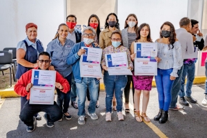 20 personas con discapacidad se incorporaron a la vida laboral con el apoyo del SMDIF Puebla