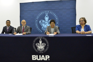 Firma BUAP convenio con la FROC-Conlabor Puebla