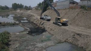 Ayuntamiento de Puebla limpia barrancas para evitar inundaciones