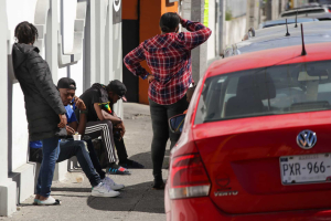 Migrantes centroamericanos buscan quedarse en San Pedro Cholula.