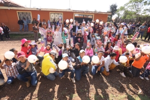 Lorenzo Rivera entrega más de 15 mil juguetes para celebrar el Día del niño y de la niña