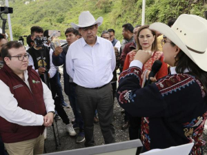 Detona Gobierno de Sergio Salomón obras carreteras en región de Xicotepec para fortalecer desarrollo