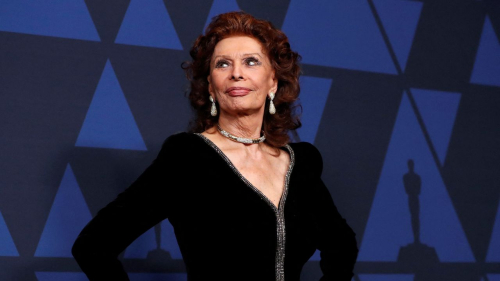 Tras caerse en su casa, Sophia Loren es operada de emergencia