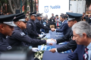 EDUARDO RIVERA PÉREZ TOMA PROTESTA A 108 NUEVOS POLICÍAS MUNICIPALES