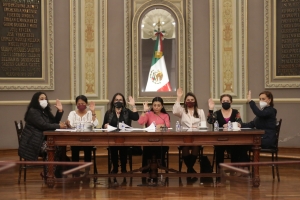 Convoca Comisión Permanente a sesión extraordinaria