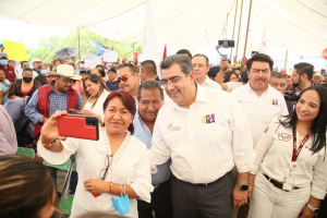 Con honradez, gobierno de Puebla impulsa programas para erradicar desigualdad: Sergio Salomón