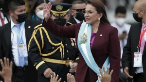 Xiomara Castro rinde protesta como la primera presidenta de Honduras