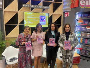 Presentan Blanca Alcalá, Patricia Olamendi, Blanca Lilia Ibarra y Sáizar, el libro &quot;Descifrando México en FIL