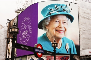 Isabel II celebra 70 años de reinado