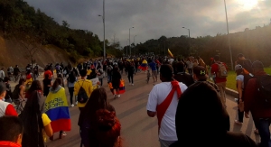 Manifestantes en las calles de Bogotá, Colombia