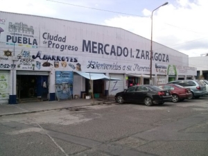 Asesinan a un hombre durante un asalto en Mercado Zaragoza de la capital Poblana