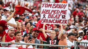 Tom Brady regala boletos del Super Bowl a un niño de 10 años al que “ayudó” a vencer el cáncer