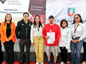 Otorga gobierno de Sergio Salomón certeza jurídica a familias de Chignahuapan