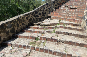 En proyecto rehabilitación de escalinata del Santuario de la Virgen de los Remedios.