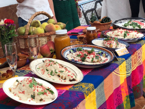 Acude a Calpan a disfrutar de unos deliciosos Chiles en Nogada.