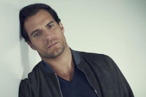 ¡Henry Cavill ya no es el hombre más guapo de mundo!