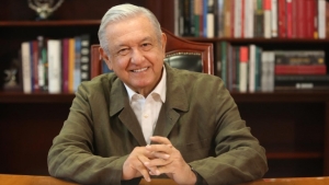 Hay presidente para llevar a cabo la transformación, afirma AMLO tras revisión médica