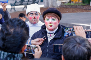 Payasos realizarán marcha en Puebla para pedir el espacio del zócalo para trabajar