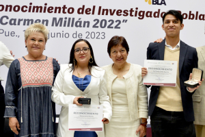 Reconoce SEP con Medalla “María del Carmen Millán” a docente y estudiante BUAP