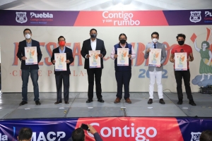 CONVERSACIONES, TALLERES Y CORREDORES LITERARIOS EN LA “FIESTA DEL LIBRO” EN PUEBLA CAPITAL