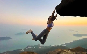 Intenta tomarse una &quot;selfie&quot; desde lo alto de una cascada y muere