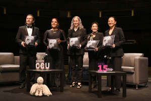 El Fantasma de la Ópera, una adaptación coral-coreográfica musical, con más de 200 artistas en escena