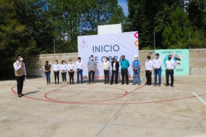 Miguel Ángel Morales, inicia nuevo techado en Lagunillas